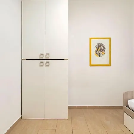Dimoras 3br Center Terrace & Parking דירה אולביה