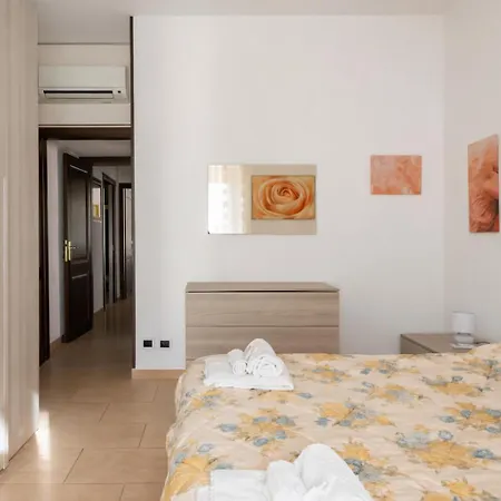 Dimoras 3br Center Terrace & Parking 公寓 *