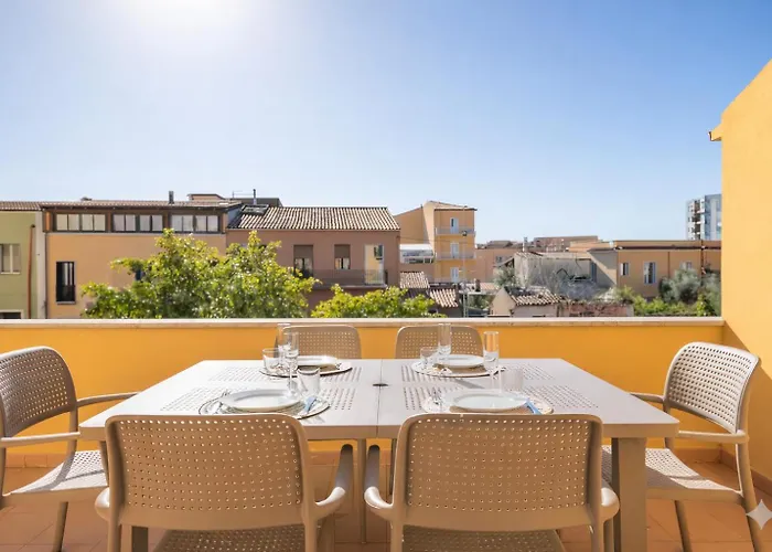 Dimoras 3br Center Terrace & Parking * 奧爾比亞